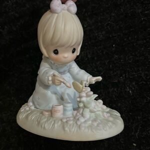 Precious Moments #881 "God Bless You For Touching My Life" Pristine Condition
